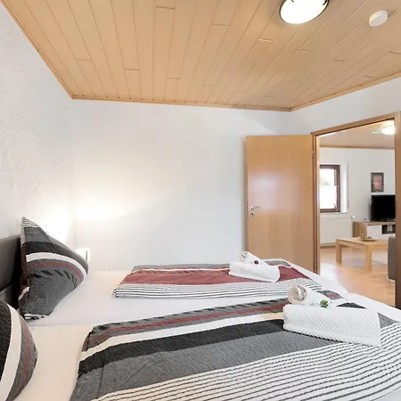 Апартаменты Ferienwohnung Moselblick Бернкастель-Кюс