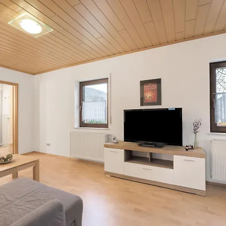 Апартаменты Ferienwohnung Moselblick Бернкастель-Кюс